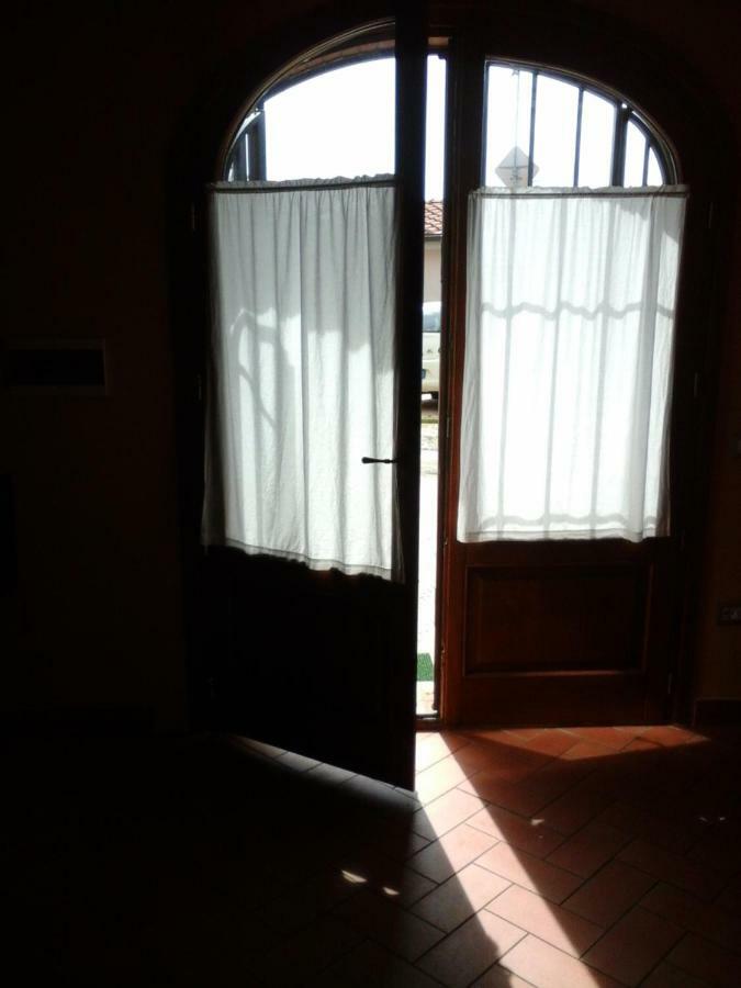 Casa Agostini Apartment Lari Exterior foto