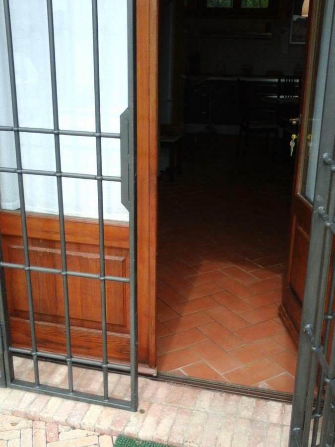 Casa Agostini Apartment Lari Exterior foto